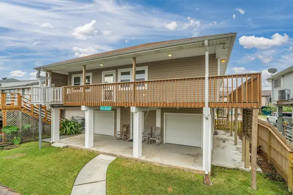 765 Marlin Street, Bayou Vista, TX 77563