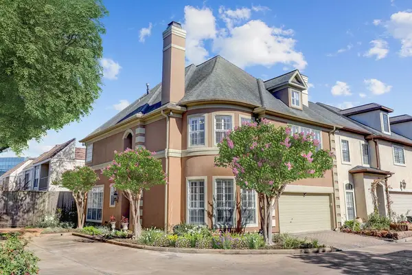 5826 Augusta Court, Houston, TX 77057