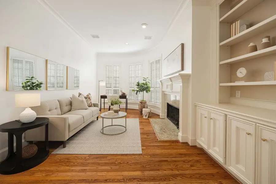 5826 Augusta Court, Houston, TX 77057 - Image #3