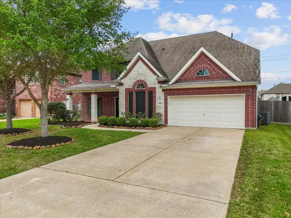 4322 Evergreen Drive, Friendswood, TX 77546