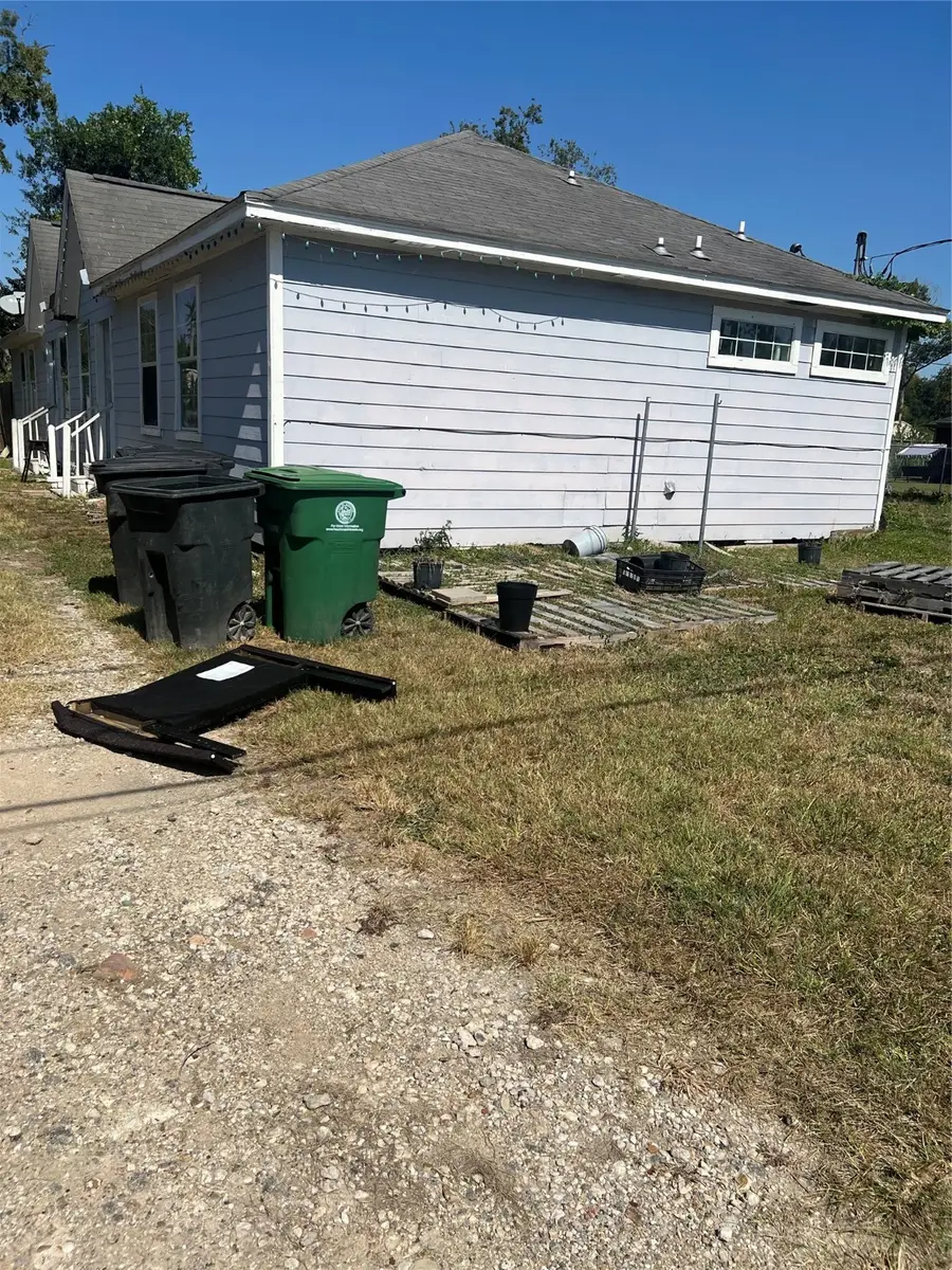 1406 W Homer Street Street W #2, Houston, TX 77091 - Image #2