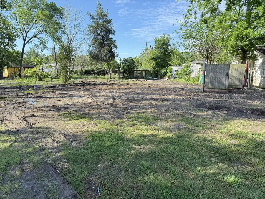 1616 Red Bluff Court, Pasadena, TX 77506 - #2