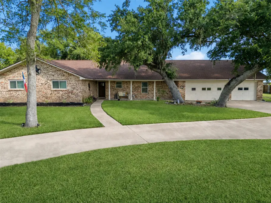 312 County Road 201, Angleton, TX 77515 - #2