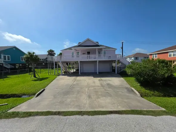 16527 Frances Drake Road, Jamaica Beach, TX 77554