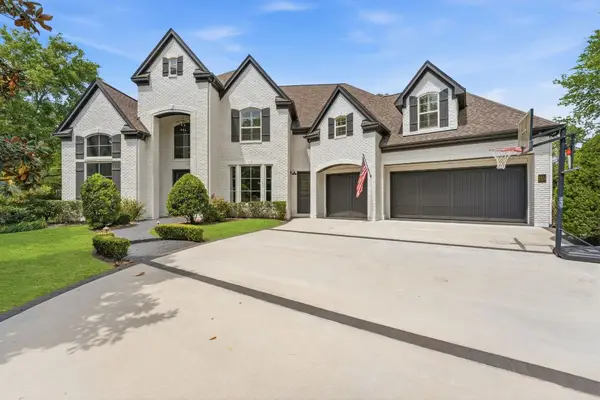 115 W Ambassador Bend, The Woodlands, TX 77382