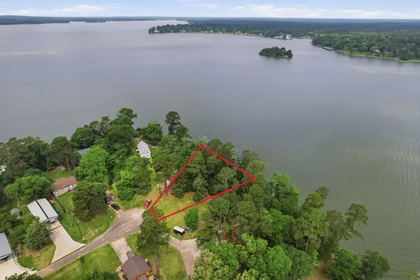 365 N Point Drive N, Trinity, TX 75862