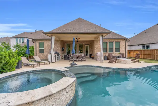 8230 Chartres Wind Drive, Magnolia, TX 77354