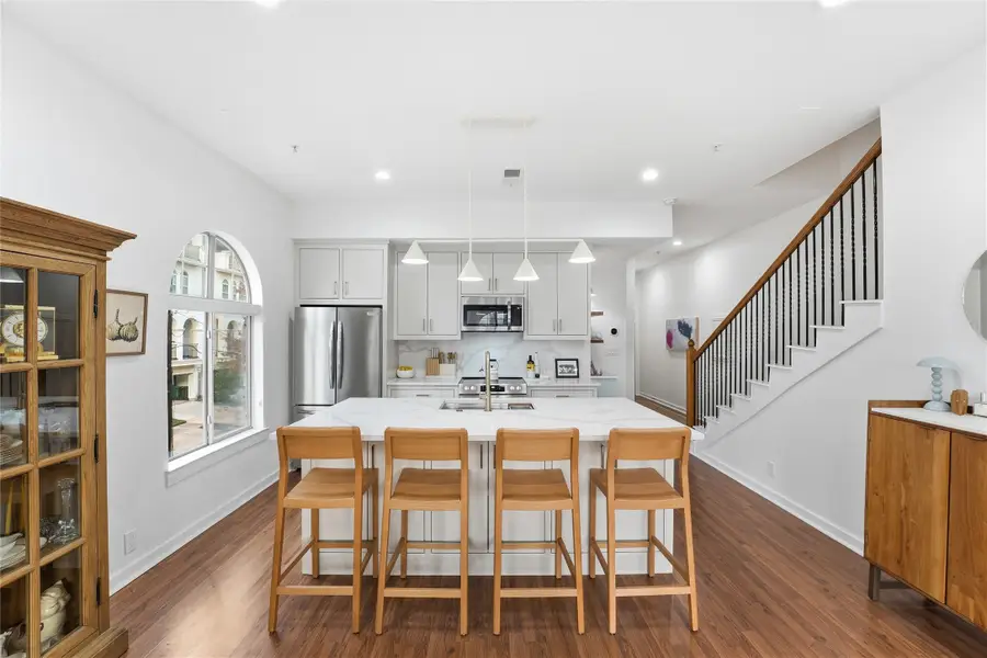 806 Jackson Hill Street #201, Houston, TX 77007 - #3