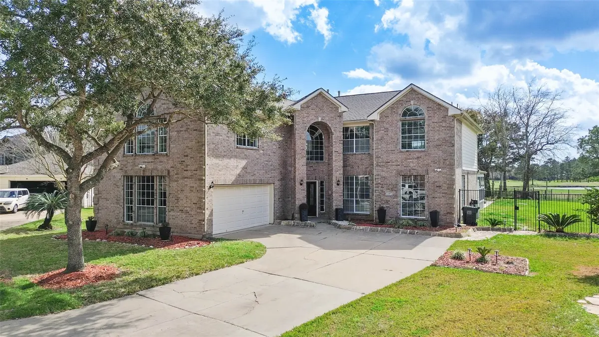 230 Walnut Cove Lane, Pearland, TX 77584 - #1