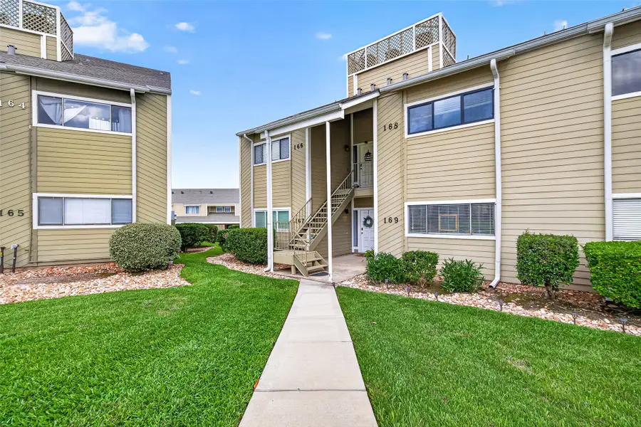 168 April Point Drive S #168, Conroe, TX 77356 - #3