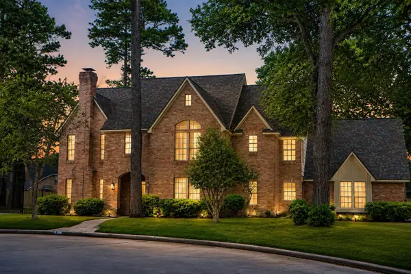 15106 Olde Tavern Court, Houston, TX 77068