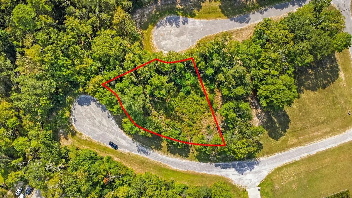 10 Oakwood Lane, Huntsville, TX 77340 - Image #1