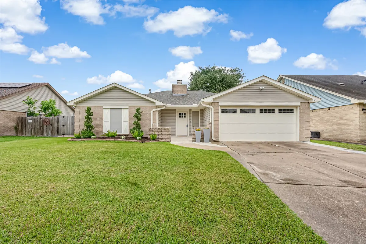 2802 Park Meadows Avenue, Deer Park, TX 77536 - #1