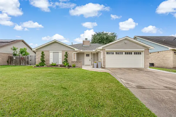 2802 Park Meadows Avenue, Deer Park, TX 77536