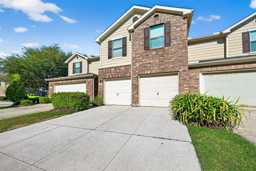 16005 Summerville Lake Drive, Tomball, TX 77377 - Image #2