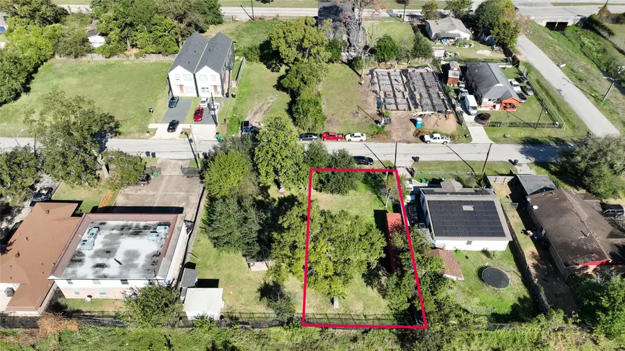 757 Lucky Street, Houston, TX 77088 - Image #3