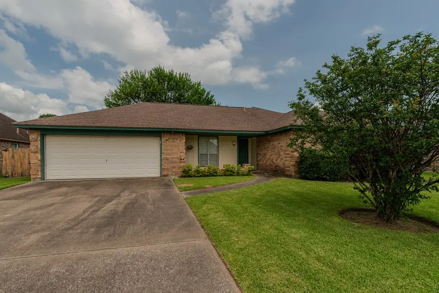 2734 13th St, Port Neches, TX 77651 - #2