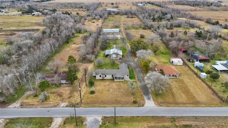 19645 Nordt Road, Damon, TX 77430 - #2