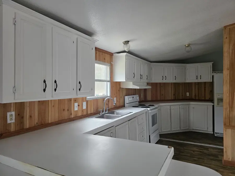 309, 331, 334, 344 Holmes Road, Onalaska, TX 77360 - #2