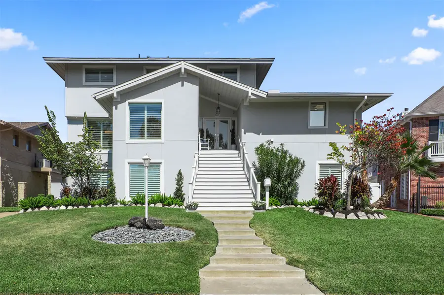 2011 Sea Cove Court, Nassau Bay, TX 77058 - Image #2