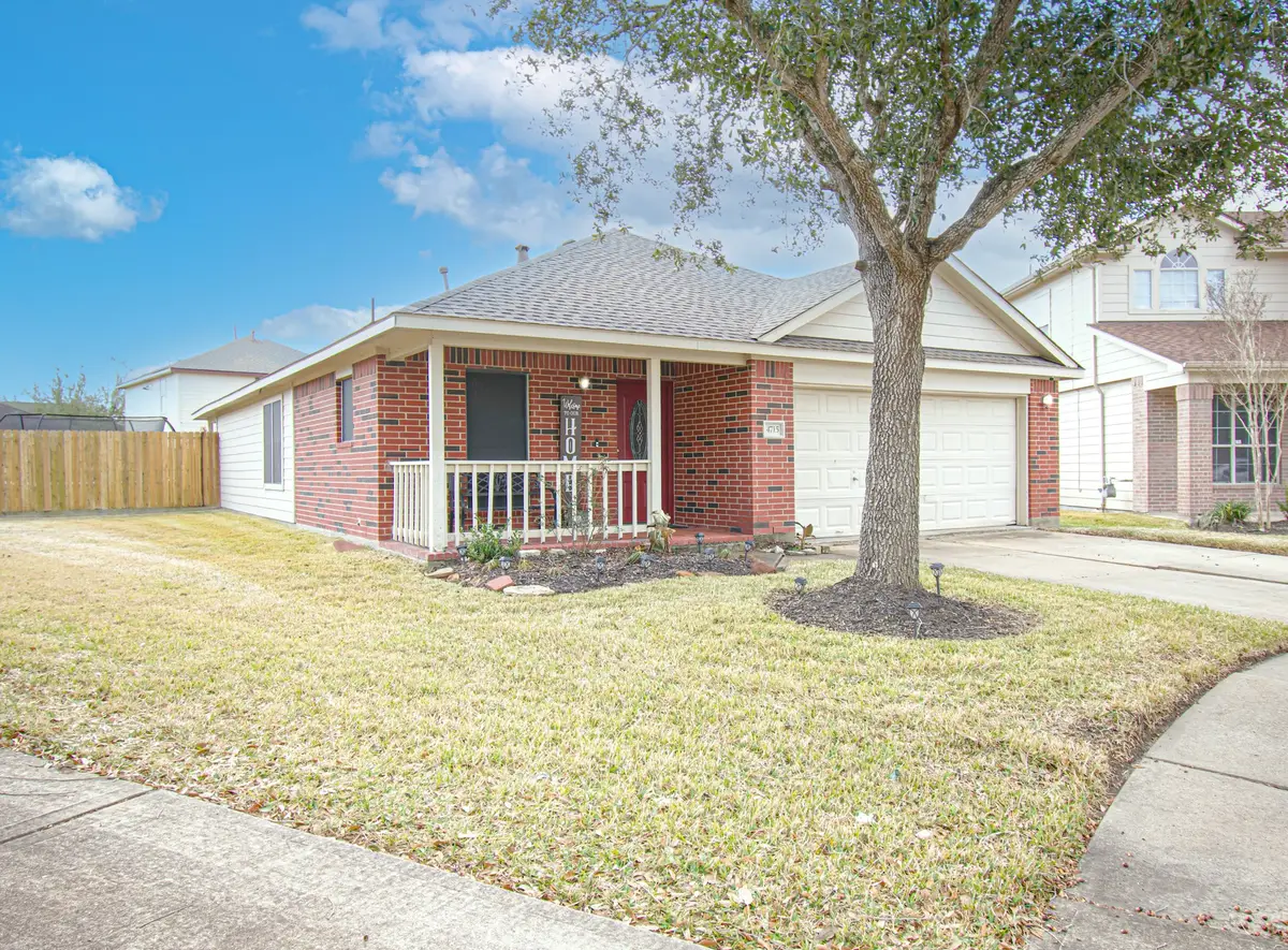 4715 Cavern Brook Court, Fresno, TX 77545 - Image #1