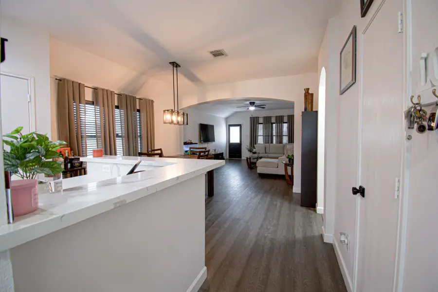 4715 Cavern Brook Court, Fresno, TX 77545 - Image #2