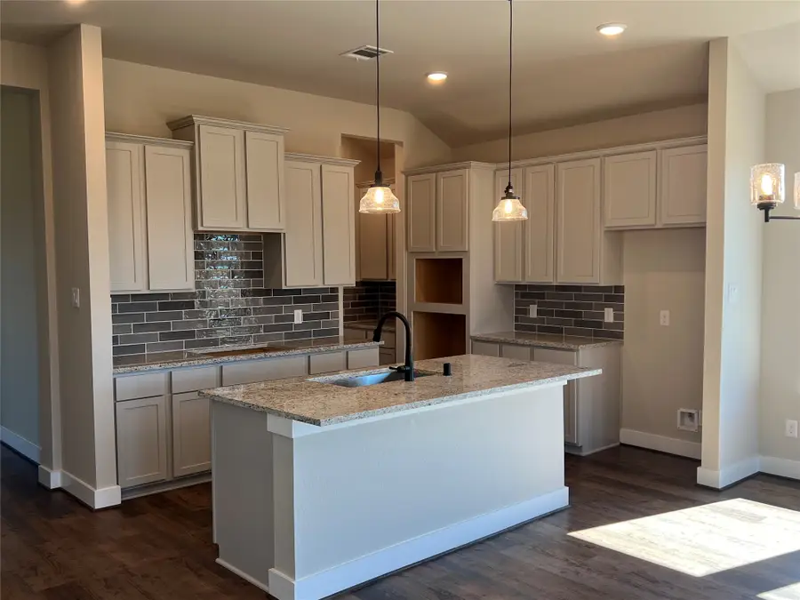 4602 White Lotus Lane, Pinehurst, TX 77362 - #2