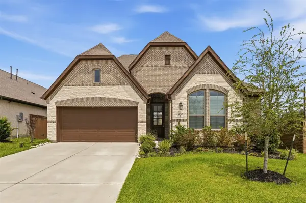 430 Rita Blanca Drive, Webster, TX 77598