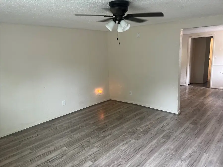 414 Jackson Avenue, Bacliff, TX 77518 - #3