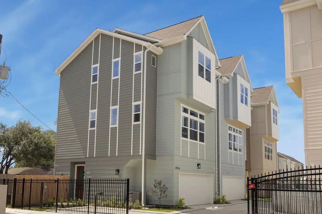 2121C Hoskins Drive, Houston, TX 77080 - Image #1