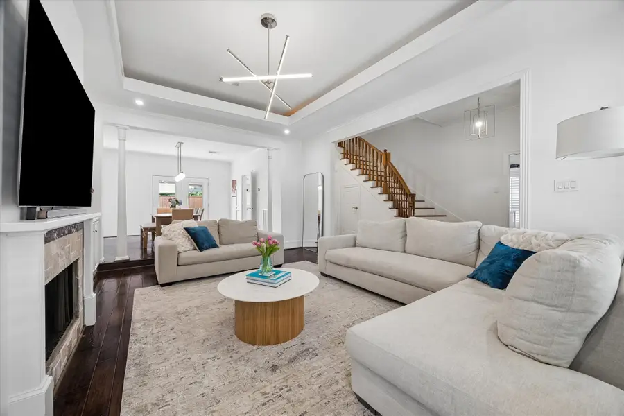 4209 Sunset Boulevard, West University Place, TX 77005 - #3