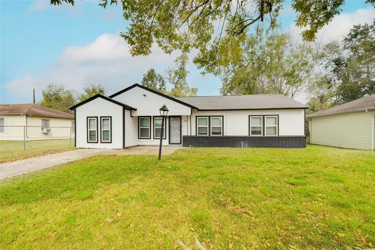 6107 Belmark Street, Houston, TX 77033 - Image #1