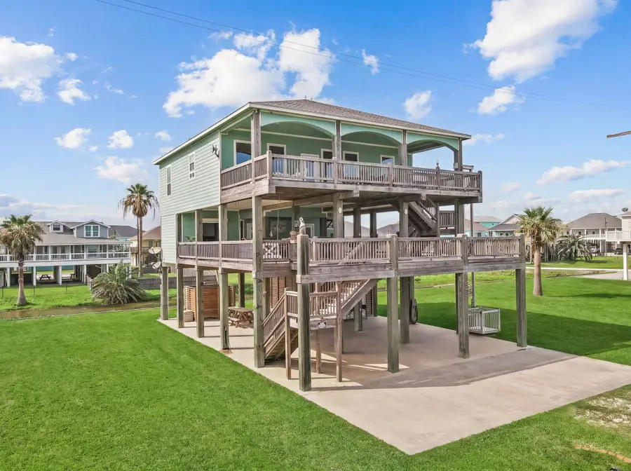 2929 Lakeside, Crystal Beach, TX 77650 - #2