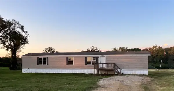 133 Country Oaks Street, Brazoria, TX 77422