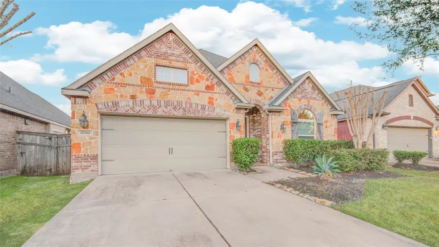 27330 Aspen Falls Lane, Fulshear, TX 77441 - Image #3