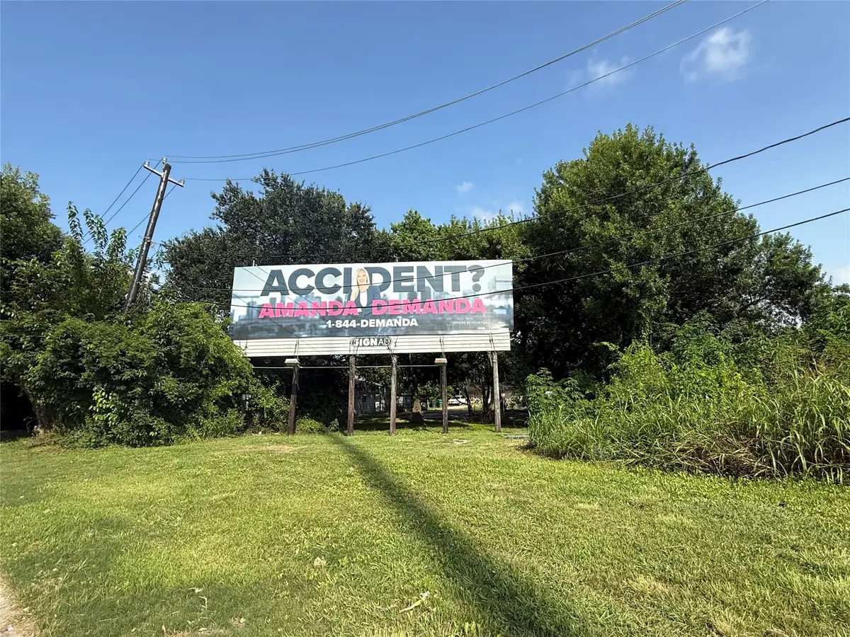 7322 Ardennes Street, Houston, TX 77033 - #1