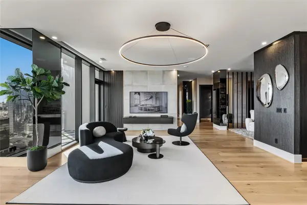1409 Post Oak Boulevard #2301, Houston, TX 77056