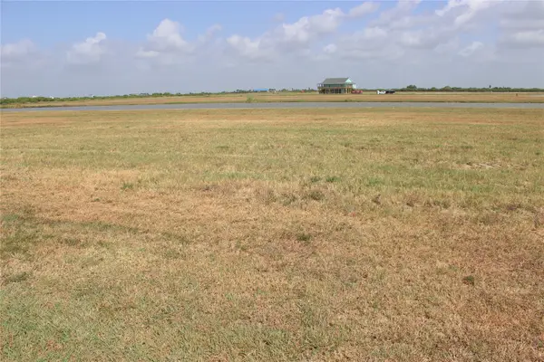 3038 Coastal Springs Loop Loop S, Palacios, TX 77465
