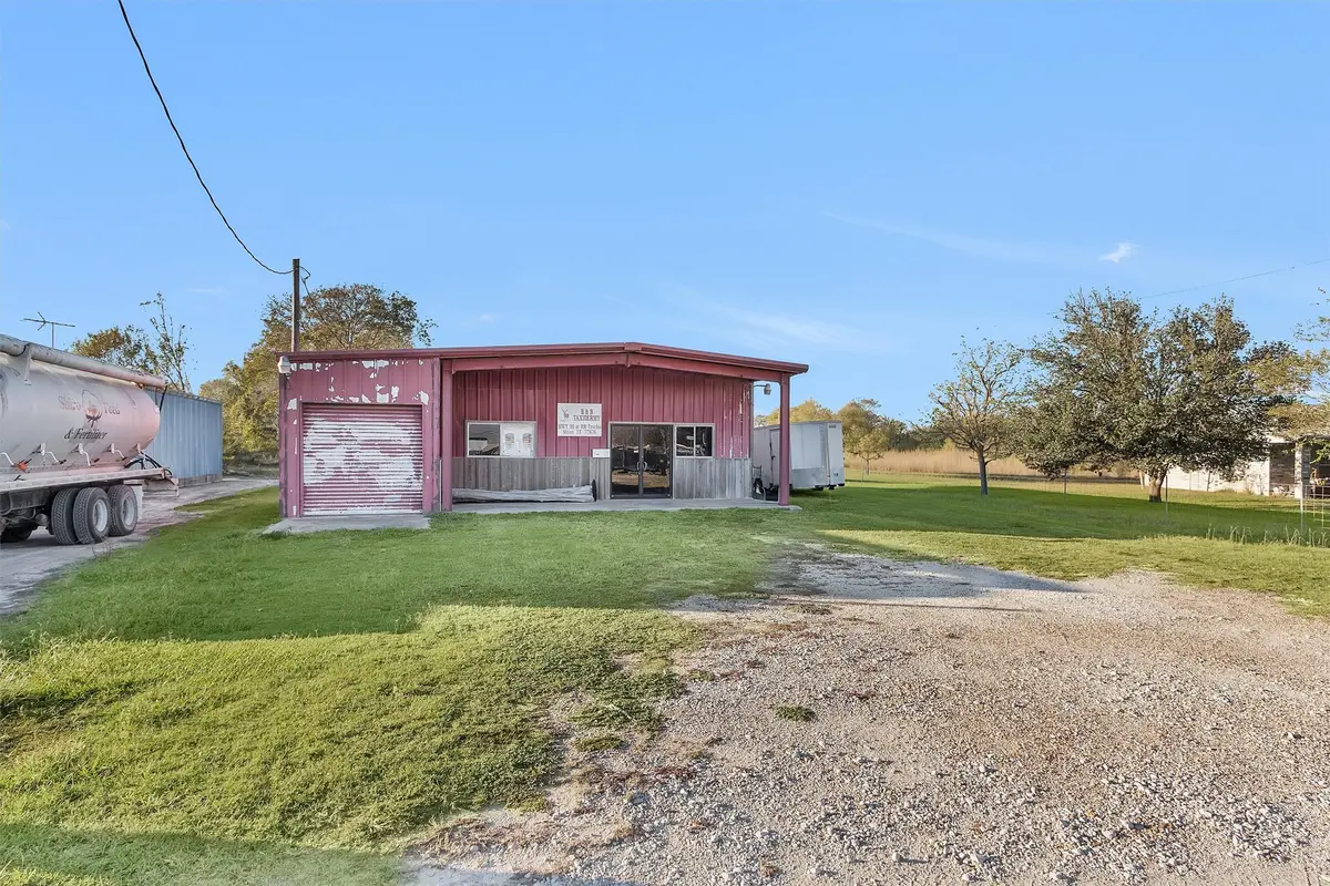 6821 Bailey Street, Shiro, TX 77876 - Image #1