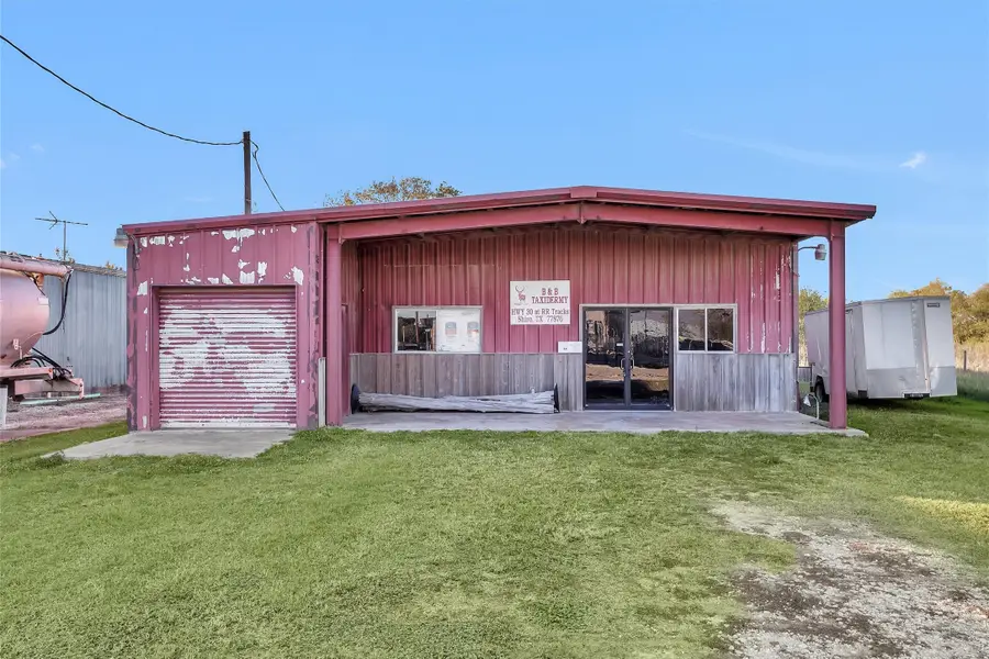 6821 Bailey Street, Shiro, TX 77876 - Image #3