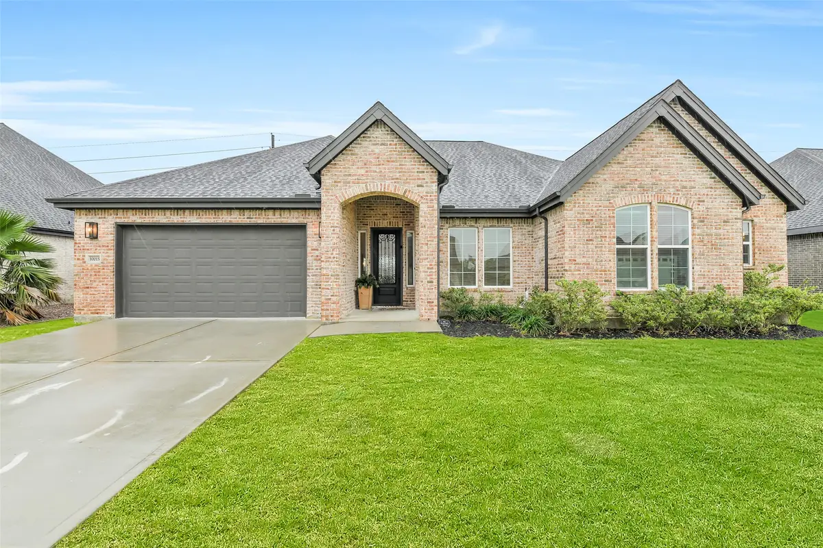 10015 Goliad Drive, Monterey Belvieu, TX 77523 - #1