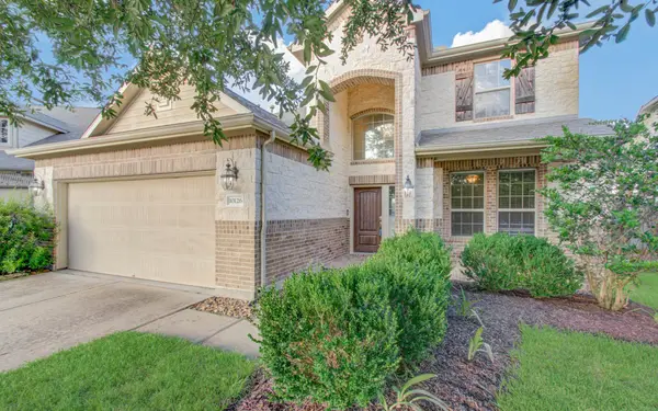 10126 Naples Cliff Court, Cypress, TX 77433