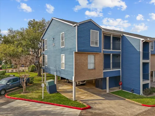 18519 Egret Bay Boulevard #1802, Webster, TX 77058