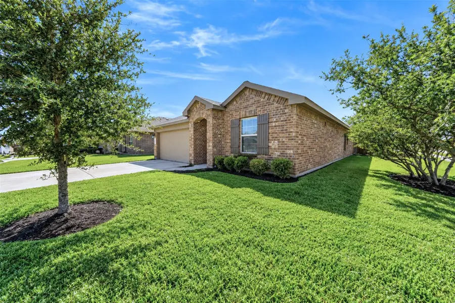 702 Green Clover Lane, Rosharon, TX 77583 - #2