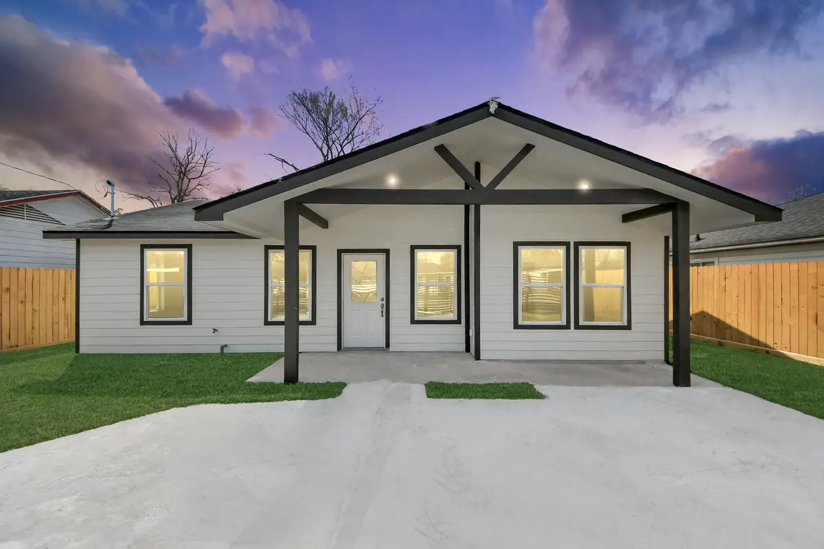 7626 Glen Manor Drive, Houston, TX 77028 - #1