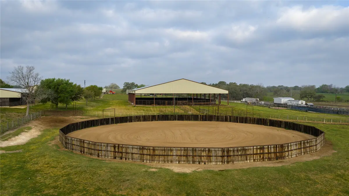 1119 Wolters Road, Schulenburg, TX 78956 - #1