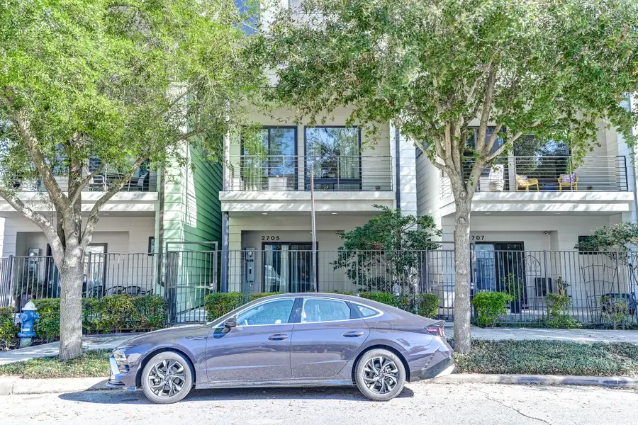 2705 St Emanuel Street, Houston, TX 77004 - #2