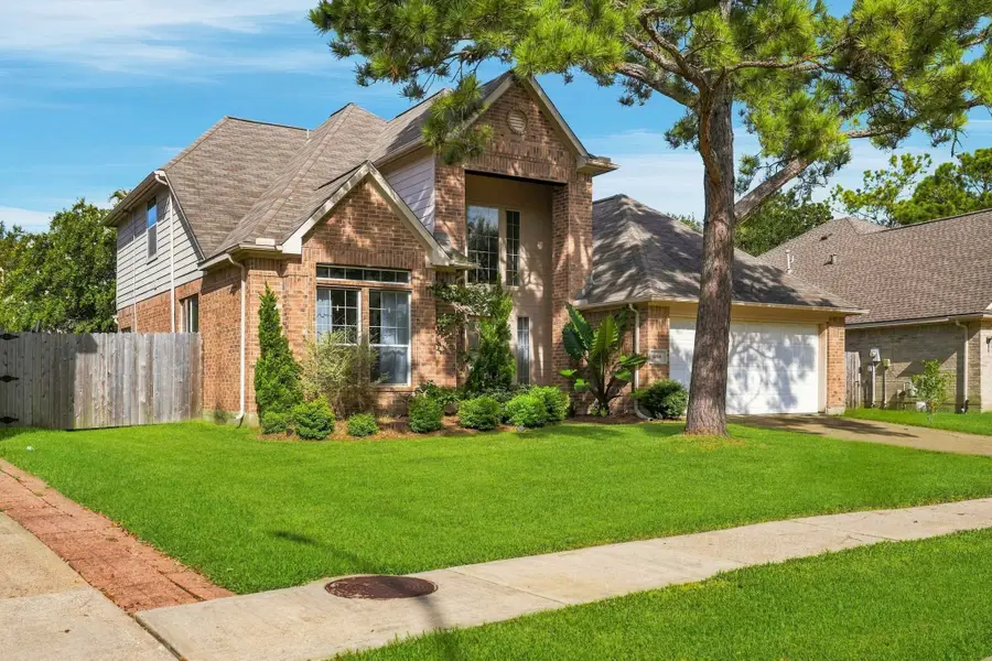 4006 Stonehurst Drive, Pearland, TX 77584 - #2
