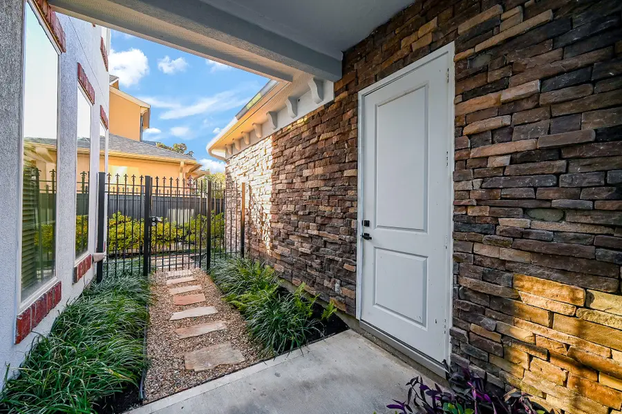 3815 Antibes Lane, Houston, TX 77082 - #3