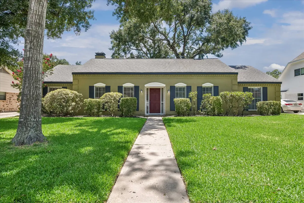 11423 Valley Spring Drive, Houston, TX 77043 - #1